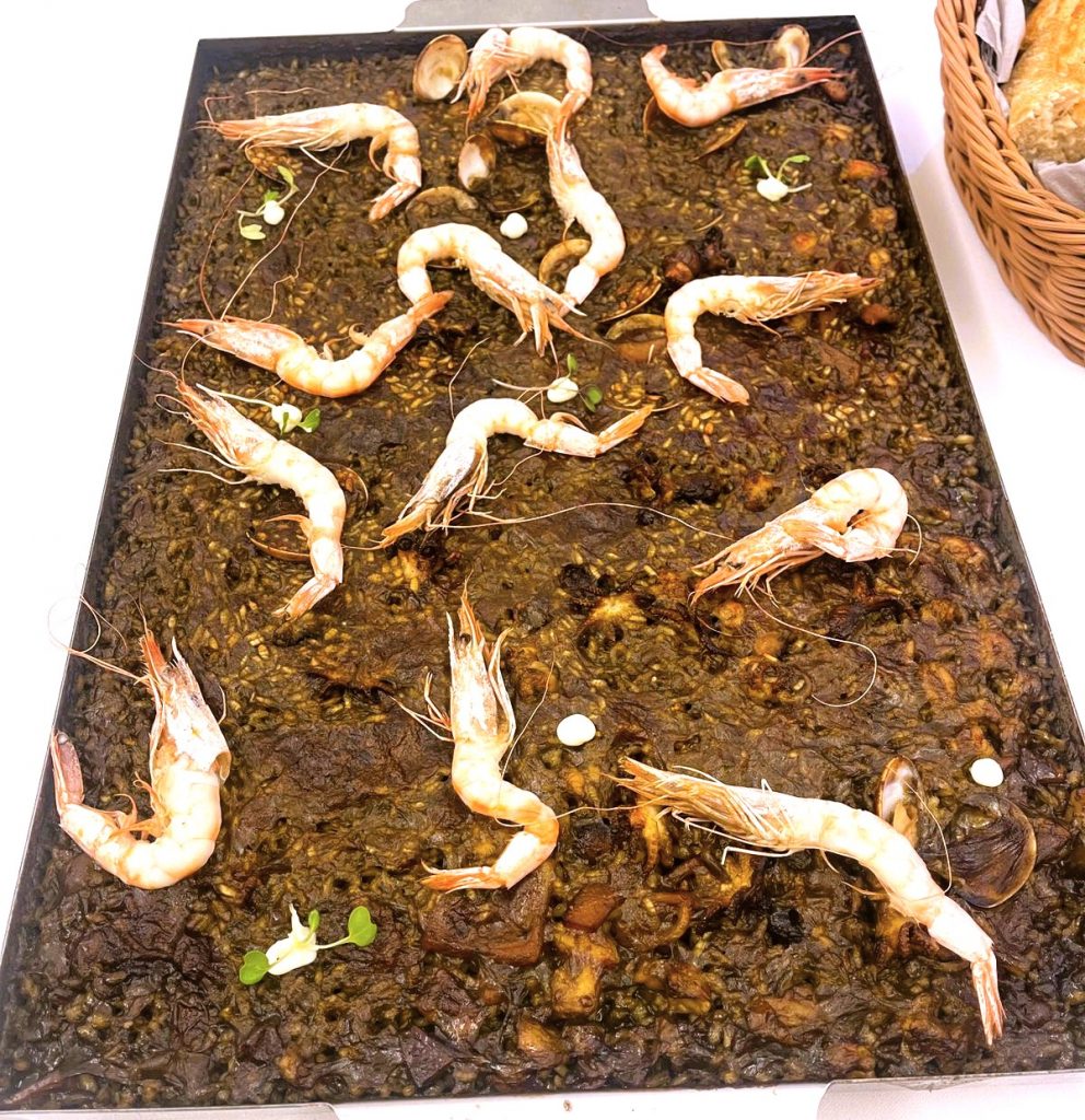 Paella de popets, gamba blanca i Cloïsses