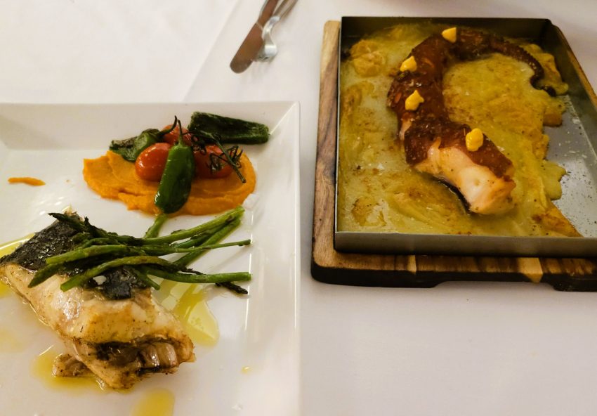A good friend introduced me to Andrea the other day, and the food is exquisite. We had the beef fillet as the main and artichokes as the starter.