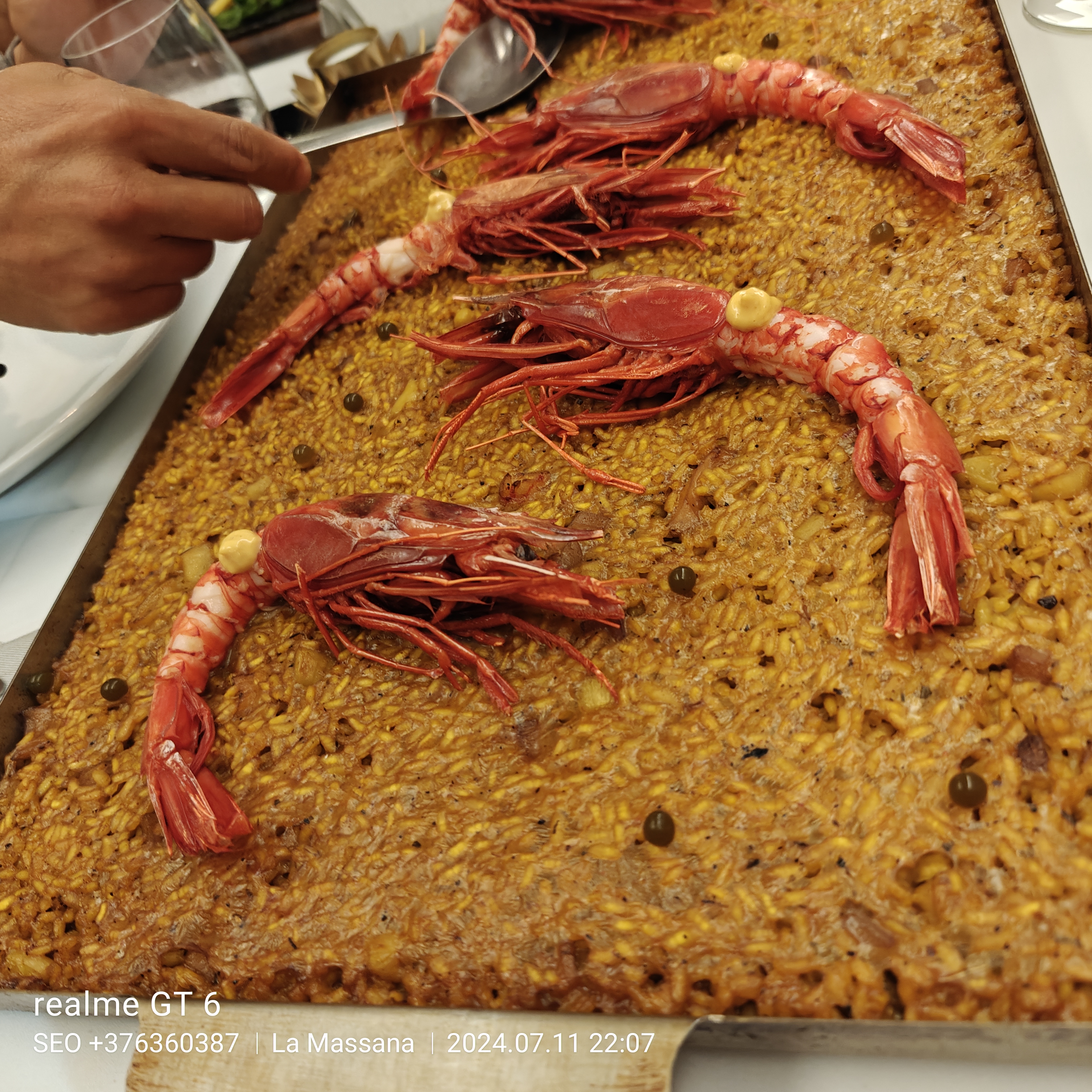 Peix i Marisc: Si ets amant del marisc, demana alguna opció fresca del dia.