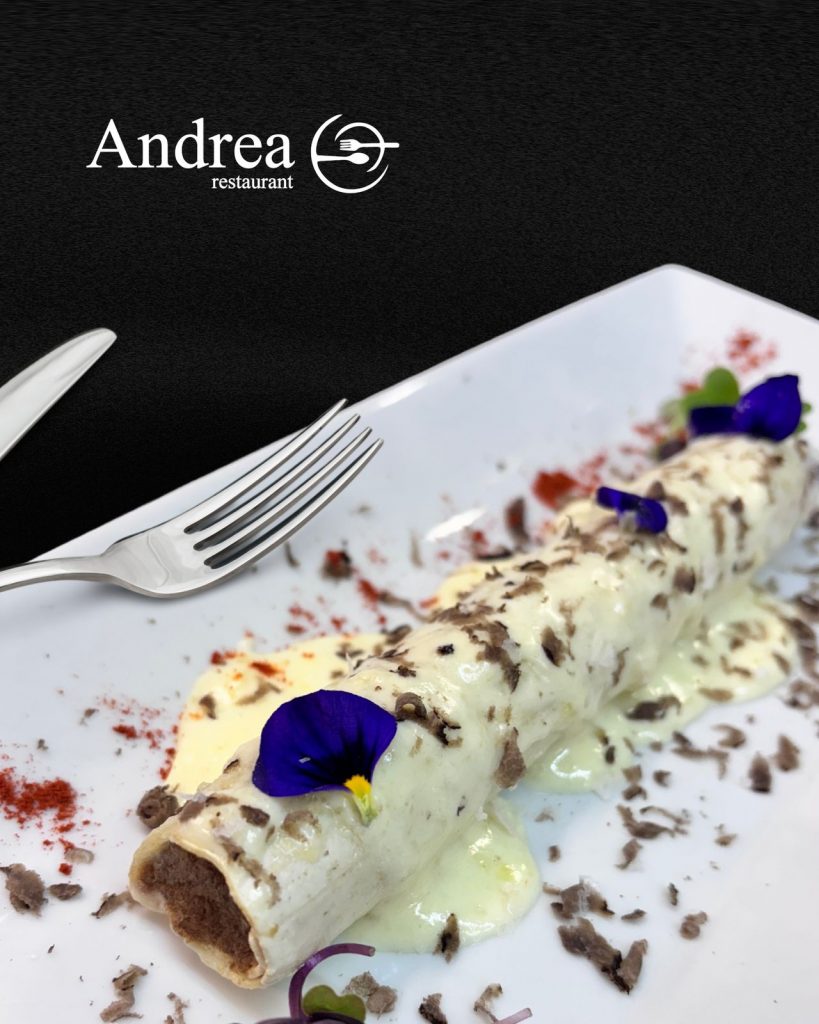 Restaurant Andrea t’ofereix una experiència única amb el nostre espectacular Caneló XXL Tradicional de Carn Trufat.