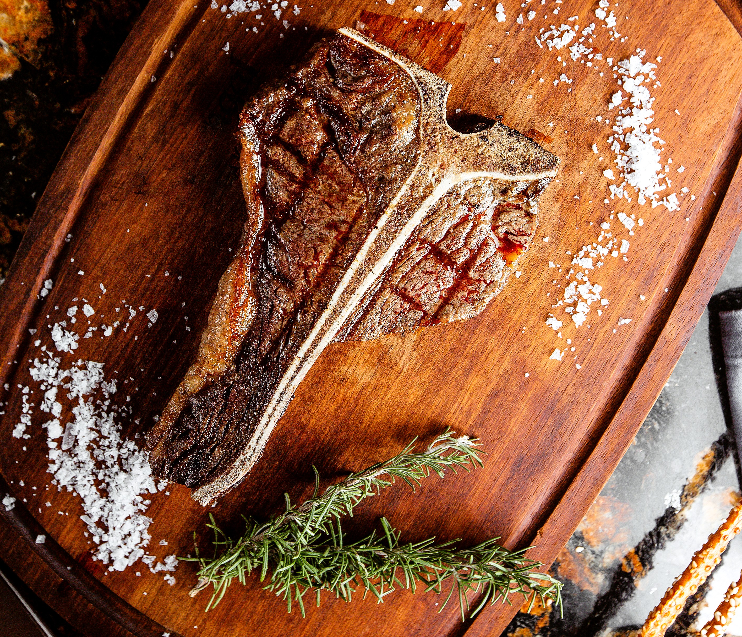 Si ets un autèntic amant de la carn, no et pots perdre el nostre T-BONE amb 60 dies de maduració!