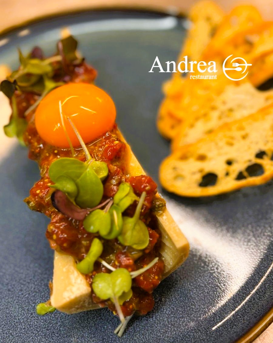 Restaurant Andrea de dilluns a divendres tenim el MENÚ EXECUTIU, gaudeix de la cuina de l'Andrea Restaurant a només 25 € x persona. Canviem el menú cada setmana. De dilluns a divendres.