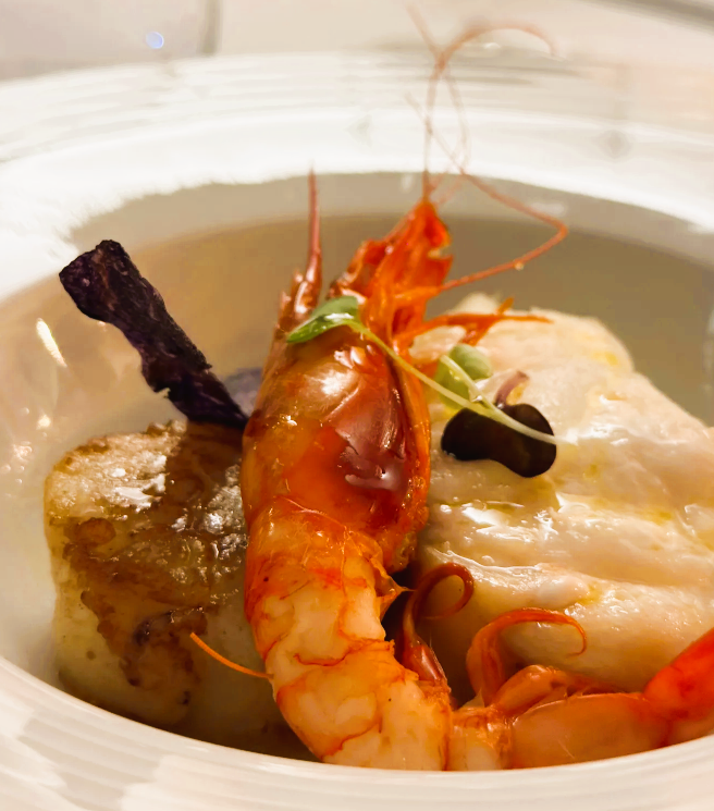 Las mejores reseñas de restaurantes en la Massana. Realmente, un gran descubrimiento, tanto por la excelente comida como por el excelente trato, sobre todo por parte de Silvana y Lucas, profesionales de 10 con una atención impecable. Repetiremos sin duda alguna. Gracias por la gran experiencia gastronómica. Comida: 5/5 Servicio: 5/5 Ambiente: 5/5. 