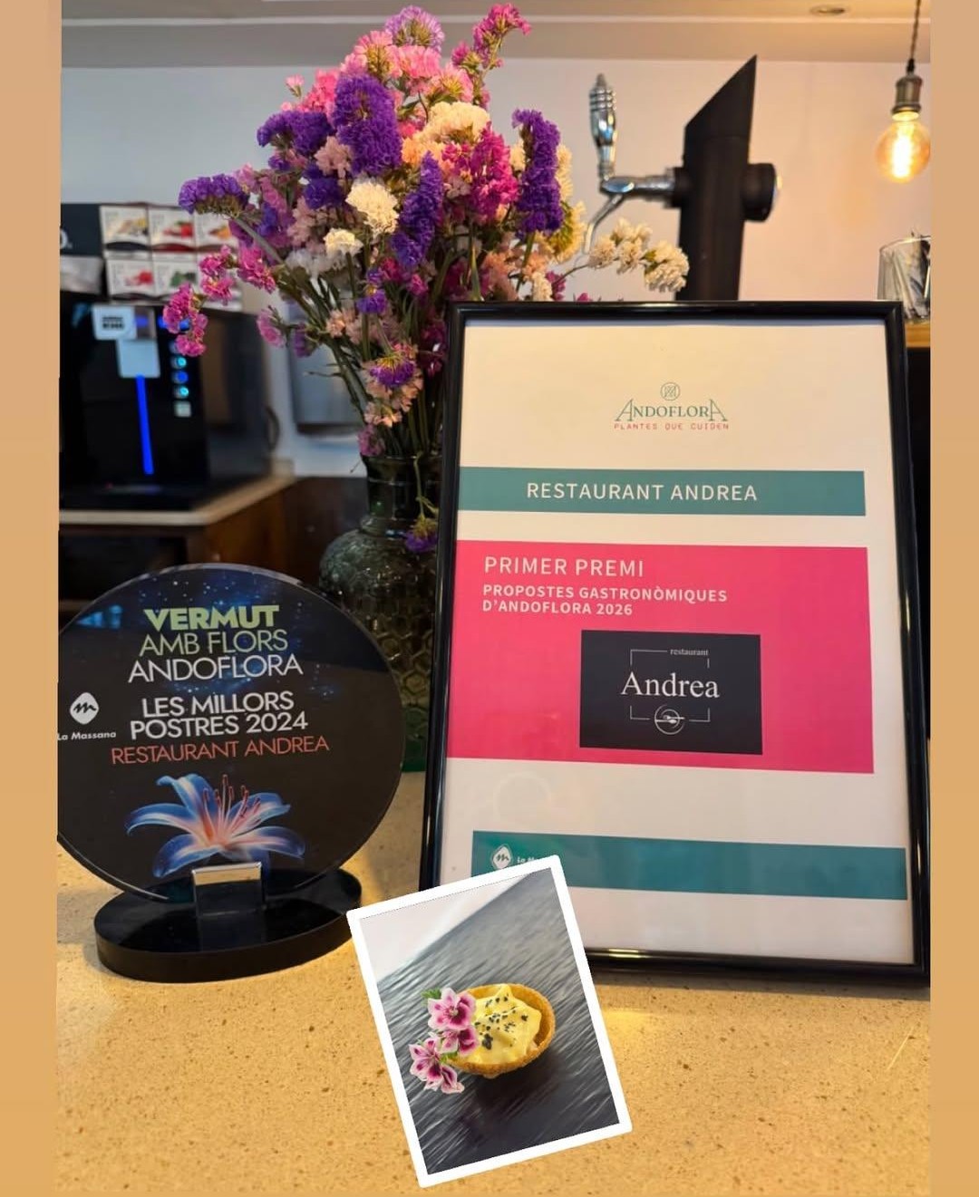 Estem immensament contents i orgullosos. El Restaurant Andrea ha estat guardonat amb el primer premi a les millors propostes gastronòmiques amb un premi a Andoflora, aquest reconeixement ens omple d’alegria i d’energia per continuar treballant amb la mateixa passió de sempre. Moltes gràcies a tots els que ens doneu suport dia rere dia: clients, amics, famílies i totes les persones que confieu en la nostra cuina i en la nostra manera d’entendre la gastronomia. Aquest premi és vostre tant com nostre. 🍴 Restaurants i col·legues de La Massana que van participar: La Minjadora del Sinquede · Angelo · Babek · Vine Andorra · Tapeo de Dario · Andrea · Versió Original V.O. · ToC Restaurant & Cocktail Bar · Molí dels Fanals · Sentro'20 · Hotel Rutllan · Grupetta. #restaurantandrea #restaurantandreaandorra #RestaurantsAndorra #Andoflora